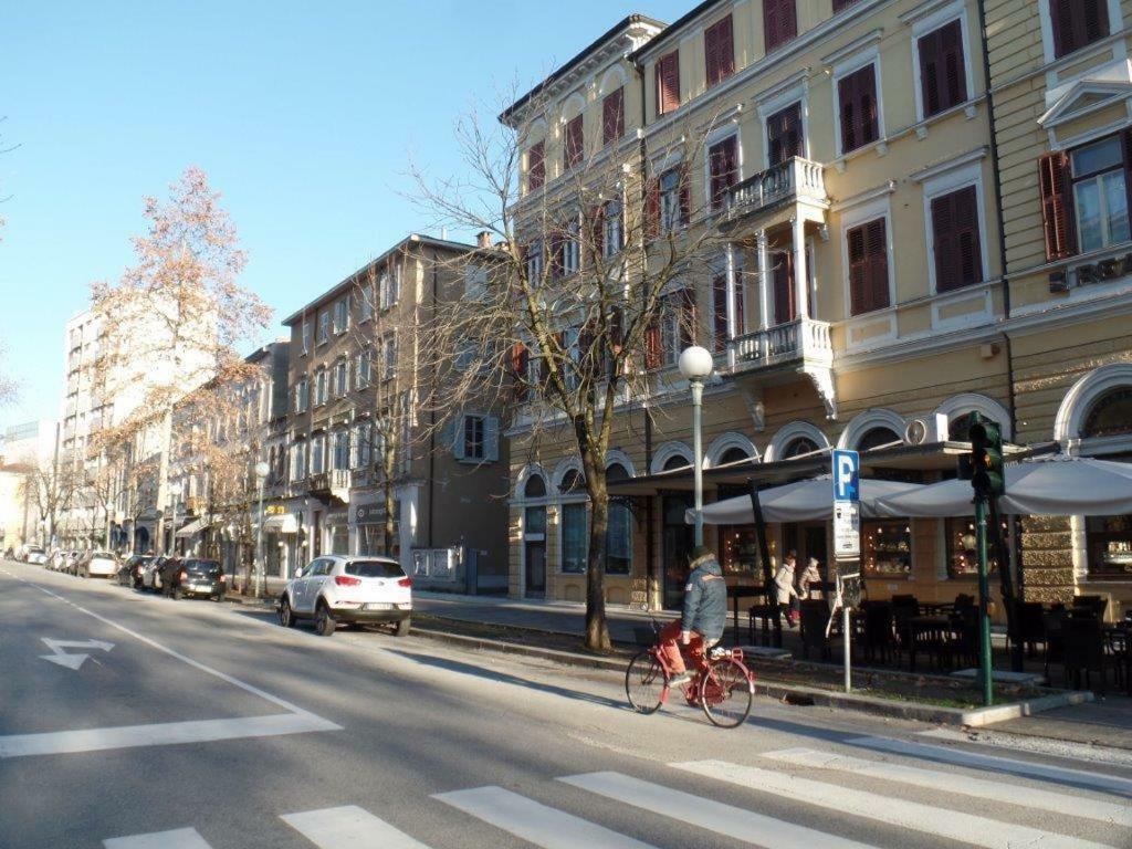 Residenza Vittorio Emanuele Apartment Gorizia Bagian luar foto